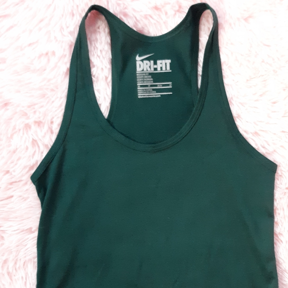 SOLD! Premium freebie! Y2k Nike dri-fit racer back athletic top! Great shape! - Picture 2 of 5